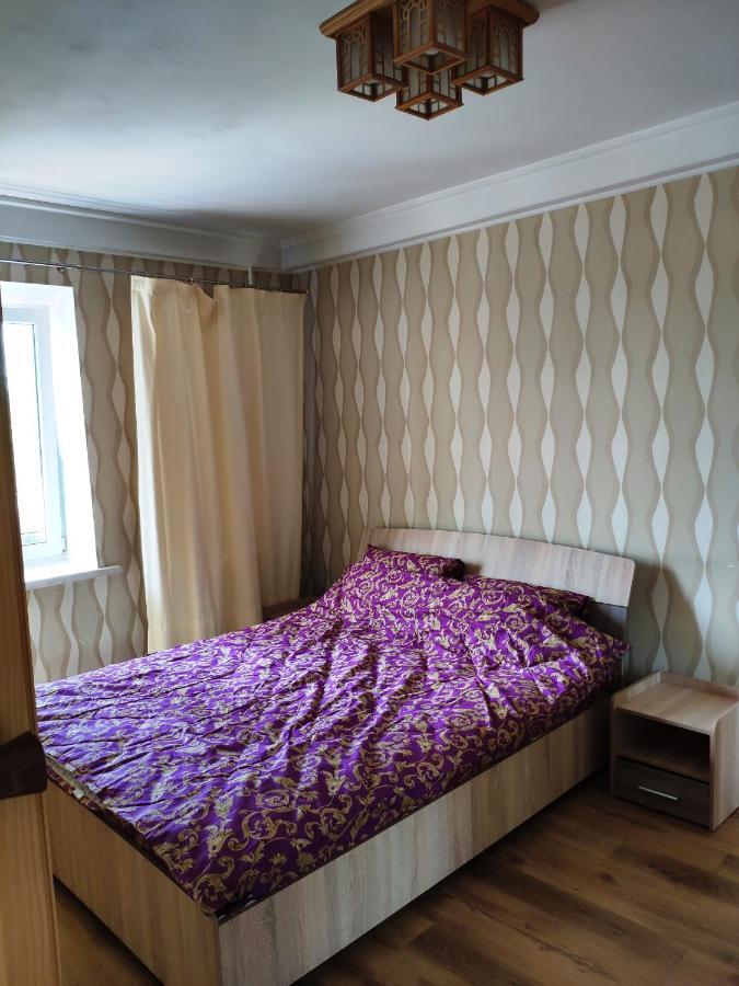 Cozy One Bedroom Apartment Київ Екстер'єр фото